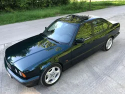 Grün Gebraucht 1996 BMW 520 Executive Limousine | 12.500 €