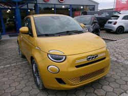 Gelb Gebraucht 2025 Fiat 500 Kleinwagen | 19.980 €