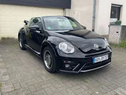 Schwarz Gebraucht 2017 VW Beetle R-line Cabrio | 28.900 €