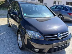 Schwarz Gebraucht 2005 VW Golf IV Comfortline Limousine | 1.100 € (Superpreis)