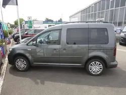 Indiumgrau metallic Gebraucht 2017 VW Caddy Comfortline Van / Kleinbus | 23.900 € (Fairer Preis)