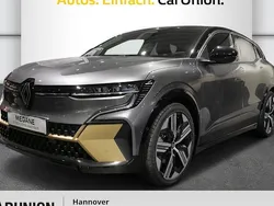 Grau Neu 2024 Renault Mégane Komfort Limousine | 36.995 € (Superpreis)
