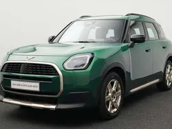 Grün Gebraucht 2024 Mini Countryman SUV | 34.635 € (Guter Preis)