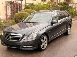 Grau Gebraucht 2012 Mercedes E350 Avantgarde Kombi | 6.999 € (Superpreis)
