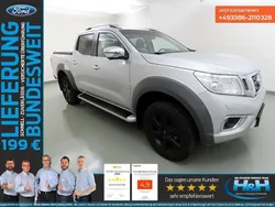 Silber Gebraucht 2017 Nissan Navara Tekna Abholung | 24.440 € (Fairer Preis)