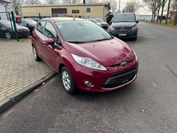 Rot Gebraucht 2010 Ford Fiesta Titanium Limousine | 5.480 € (Fairer Preis)