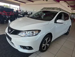 Weiß Gebraucht 2017 Nissan Pulsar Acenta Limousine | 8.990 € (Fairer Preis)