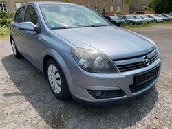 Silber Gebraucht 2005 Opel Astra Edition Limousine | 1.444 € (Guter Preis)