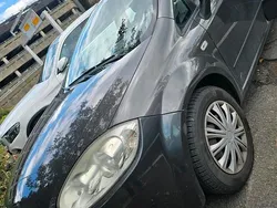 Gebraucht 2009 Fiat Linea Limousine | 4.500 €
