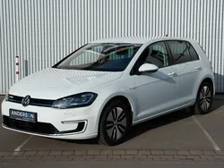 Weiß Gebraucht 2017 VW e-Golf Kleinwagen | 14.690 € (Fairer Preis)