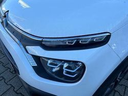 Weiß Gebraucht 2023 Citroën C3 PureTech | 16.190 € (Etwas zu teuer)