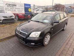 Schwarz Gebraucht 2003 Toyota Avensis Sol Kombi | 2.599 € (Fairer Preis)