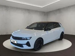 Arktis weiß (uni) Gebraucht 2024 Opel Astra Limousine | 25.750 € (Fairer Preis)