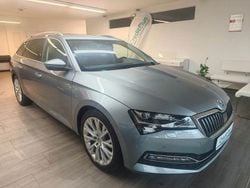 Grau Gebraucht 2020 Skoda Superb Premium Edition Kombi | 21.990 € (Guter Preis)