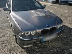 Grau Gebraucht 2002 BMW 530 Limousine | 10.200 €