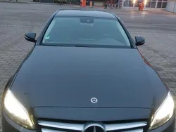 Grau Gebraucht 2020 Mercedes C200 Avantgarde Limousine | 22.980 € (Etwas zu teuer)