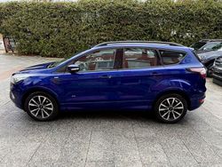 Blau Gebraucht 2017 Ford Kuga ST-Line SUV | 13.980 € (Fairer Preis)