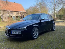 Schwarz Gebraucht 2008 Alfa Romeo 147 Kleinwagen | 3.000 €