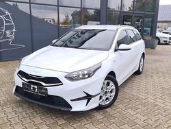 Weiß Gebraucht 2023 Kia Ceed Sportswagon Kombi | 18.490 €