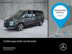 Grau Gebraucht 2025 Mercedes V250 Van / Kleinbus | 69.990 €