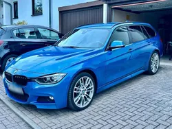 Blau Gebraucht 2013 BMW 330 Performance Kombi | 14.999 € (Guter Preis)