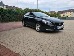 Schwarz Gebraucht 2016 Volvo V40 Limousine | 7.200 €