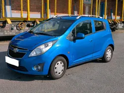 Blau Gebraucht 2011 Chevrolet Spark Kleinwagen | 1.750 € (Fairer Preis)