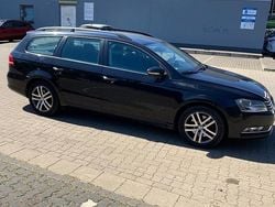 Schwarz Gebraucht 2011 VW Passat Limousine | 6.000 € (Fairer Preis)