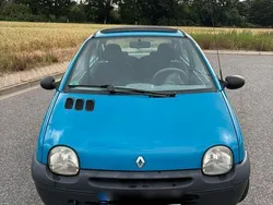 Blau Gebraucht 2004 Renault Twingo Authentique Kleinwagen | 750 € (Guter Preis)