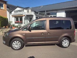Braun Gebraucht 2011 VW Caddy Trendline Van / Kleinbus | 7.800 € (Etwas zu teuer)
