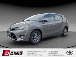 Bronze Gebraucht 2015 Toyota Verso Comfort Van / Kleinbus | 14.495 € (Fairer Preis)