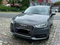 Grau Gebraucht 2016 Audi A1 Sportback Sport Kleinwagen | 9.200 € (Guter Preis)