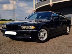 Blau Gebraucht 1999 BMW 735L Limousine | 6.500 €
