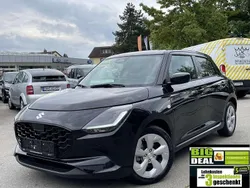 Super black pearl metallic Gebraucht 2025 Suzuki Swift Comfort Kleinwagen | 16.480 € (Fairer Preis)