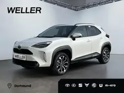 Platinumweiß perleffekt Neu 2025 Toyota Yaris Cross SUV | 27.688 €