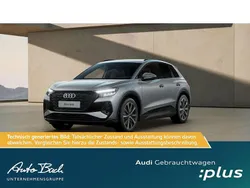 Grau (taifungrau metallic) Gebraucht 2024 Audi Q4 e-tron S-Line SUV | 45.110 € (Guter Preis)