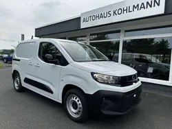 Lackierung weiss Neu 2024 Opel Combo Basis Van / Kleinbus | 21.990 € (Fairer Preis)