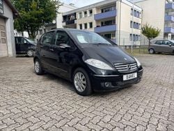 Schwarz Gebraucht 2005 Mercedes A150 Elegance Kleinwagen | 4.999 € (Etwas zu teuer)