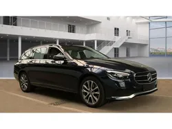Blau (metallic) Gebraucht 2022 Mercedes E200 Kombi | 31.890 € (Superpreis)