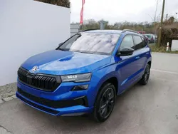 Raceblau metallic Neu 2025 Skoda Karoq SportLine SUV | 43.790 € (Teuer)