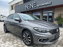 Grau Gebraucht 2016 Fiat Tipo Lounge Limousine | 8.490 € (Fairer Preis)