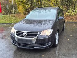 Schwarz Gebraucht 2009 VW Touran Van / Kleinbus | 7.980 € (Teuer)