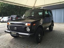 Schwarz Gebraucht 2022 Lada niva SUV | 16.980 € (Fairer Preis)