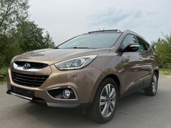 Braun Gebraucht 2015 Hyundai ix35 SUV | 14.990 € (Teuer)