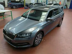 Graphitegrau metallic Gebraucht 2022 Skoda Superb Ambition Kombi | 24.885 € (Superpreis)