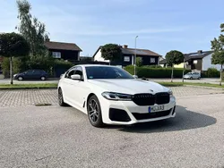 Weiß Gebraucht 2022 BMW 530 M Sport Limousine | 44.990 € (Teuer)