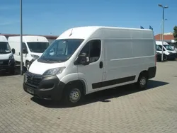 Weiß Gebraucht 2023 Opel Movano Edition Van | 21.658 € (Superpreis)