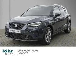 Grau Gebraucht 2024 Seat Arona CONNECT SUV | 19.480 € (Fairer Preis)