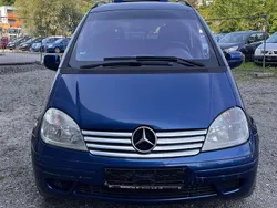 Blau Gebraucht 2005 Mercedes Vaneo Van / Kleinbus | 2.650 € (Fairer Preis)
