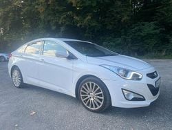 Weiß Gebraucht 2014 Hyundai i40 Comfort Limousine | 7.900 € (Fairer Preis)